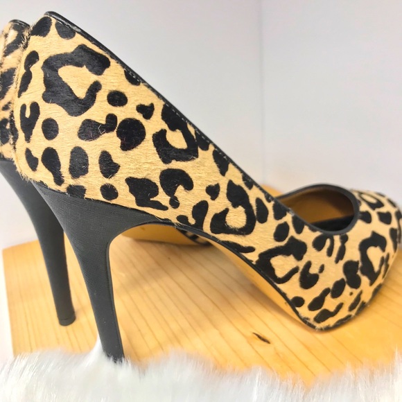 Dolce Vita leopard print fur heels size 8 - Picture 2 of 12